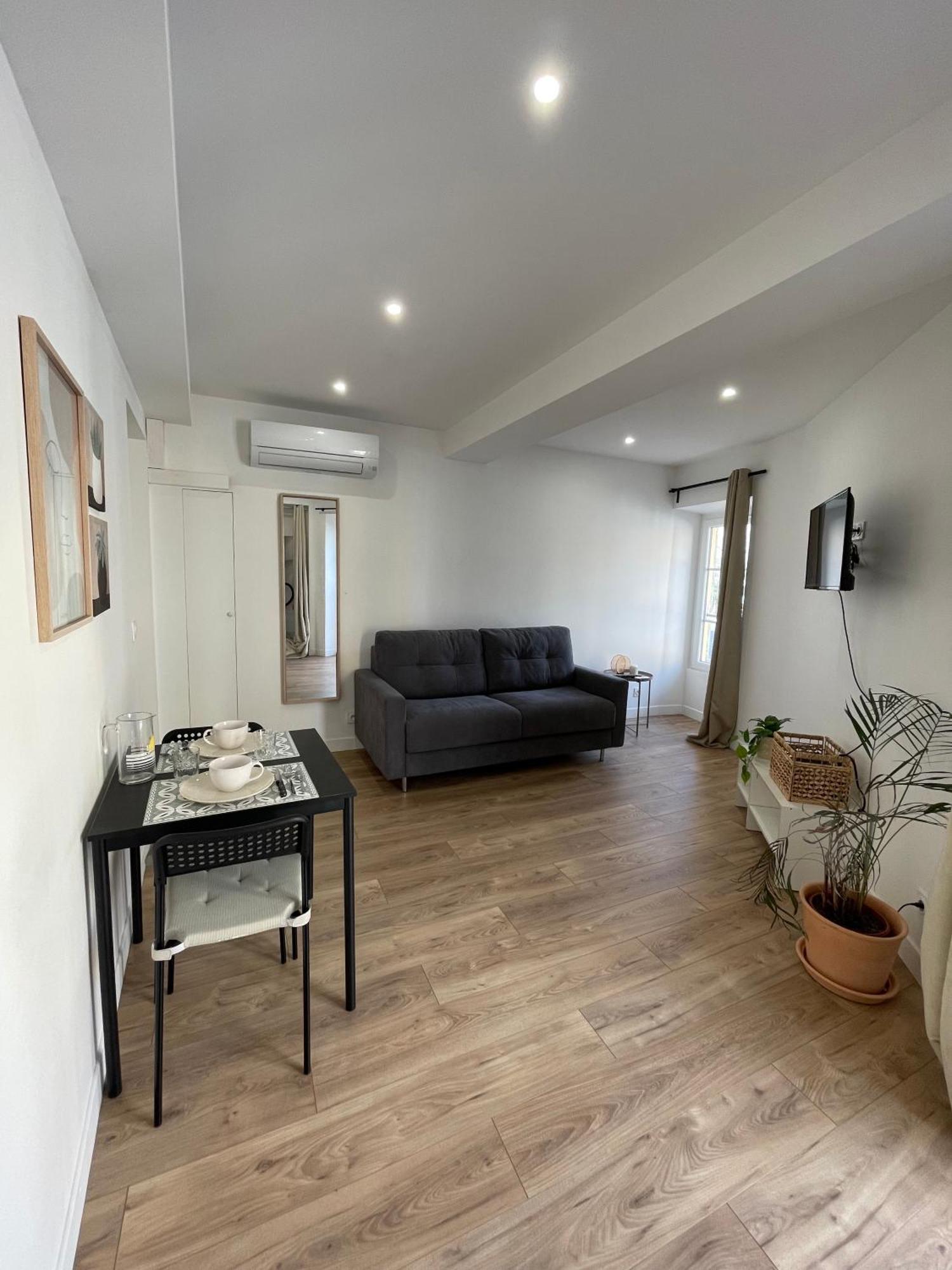 Appartamento Joli Place Garibaldi, Vieux-nice, Port Nizza